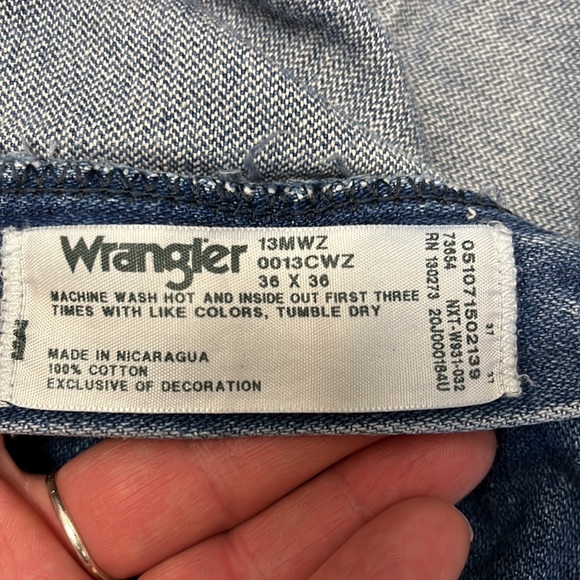 Wrangler Tall Straight Leg Jeans - Picture 8 of 8